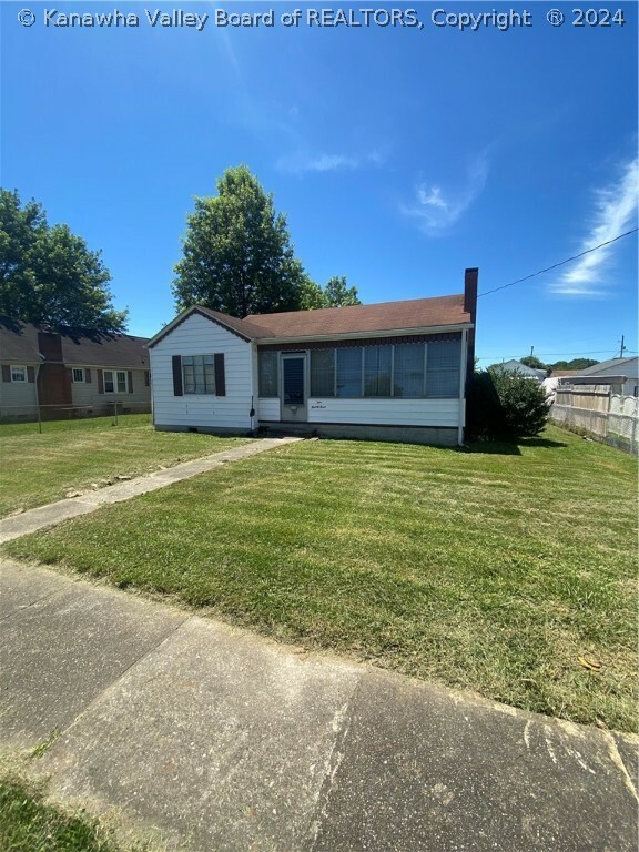 Property Photo:  423 20th Street  WV 25064 