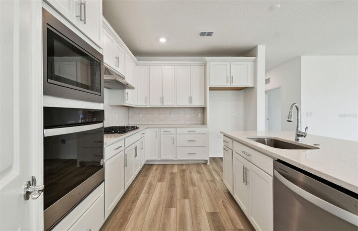 Property Photo:  20867 Magnolia Creek Lane  FL 34638