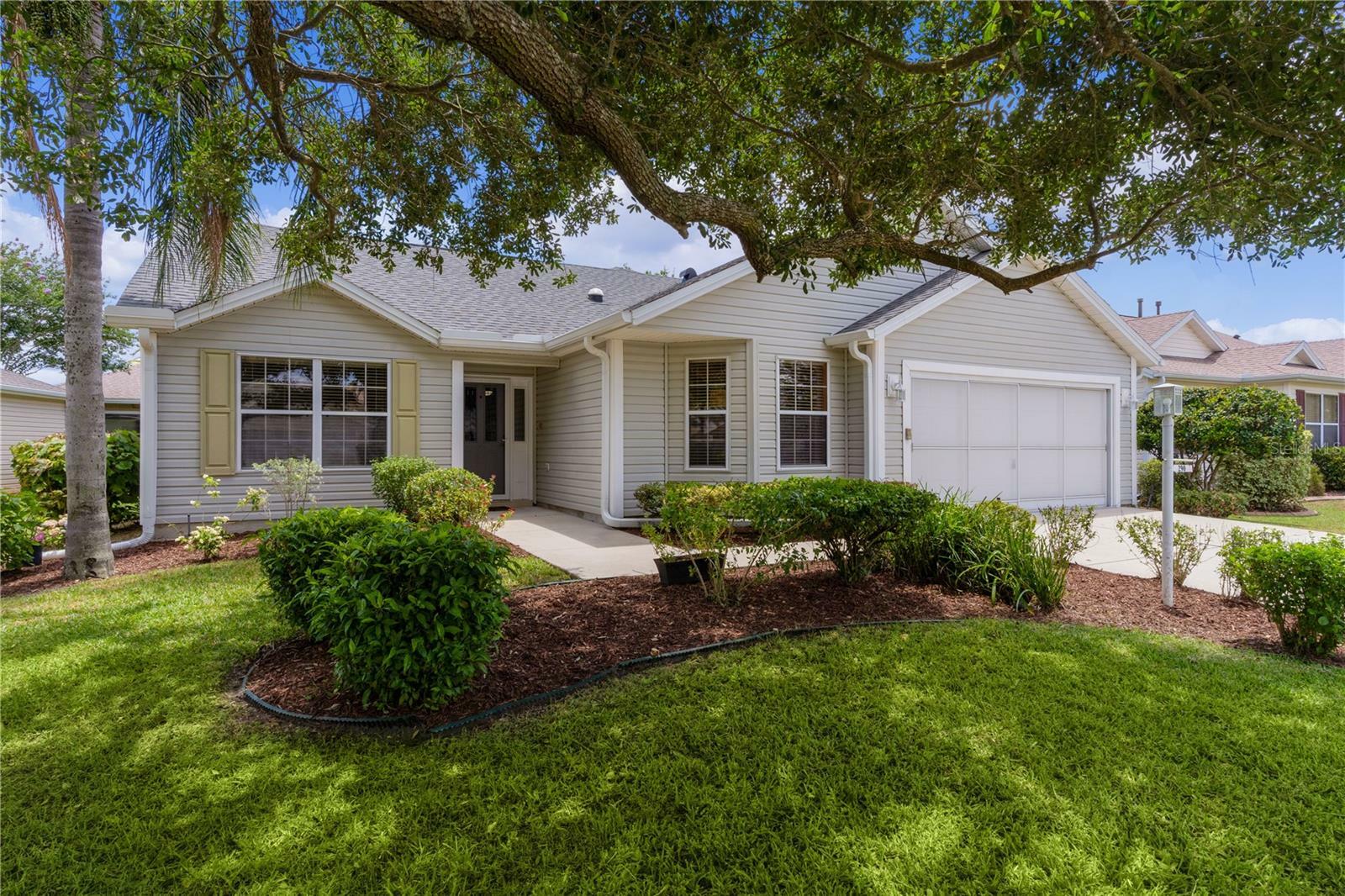 Property Photo:  290 Society Hill Circle  FL 32162 