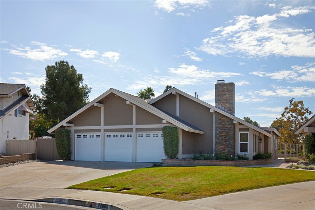 Property Photo:  22892 Hickory Hills Avenue  CA 92630 