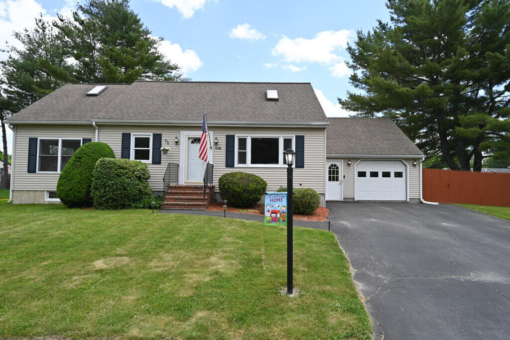 Property Photo: 348 Parkway S ME 04412