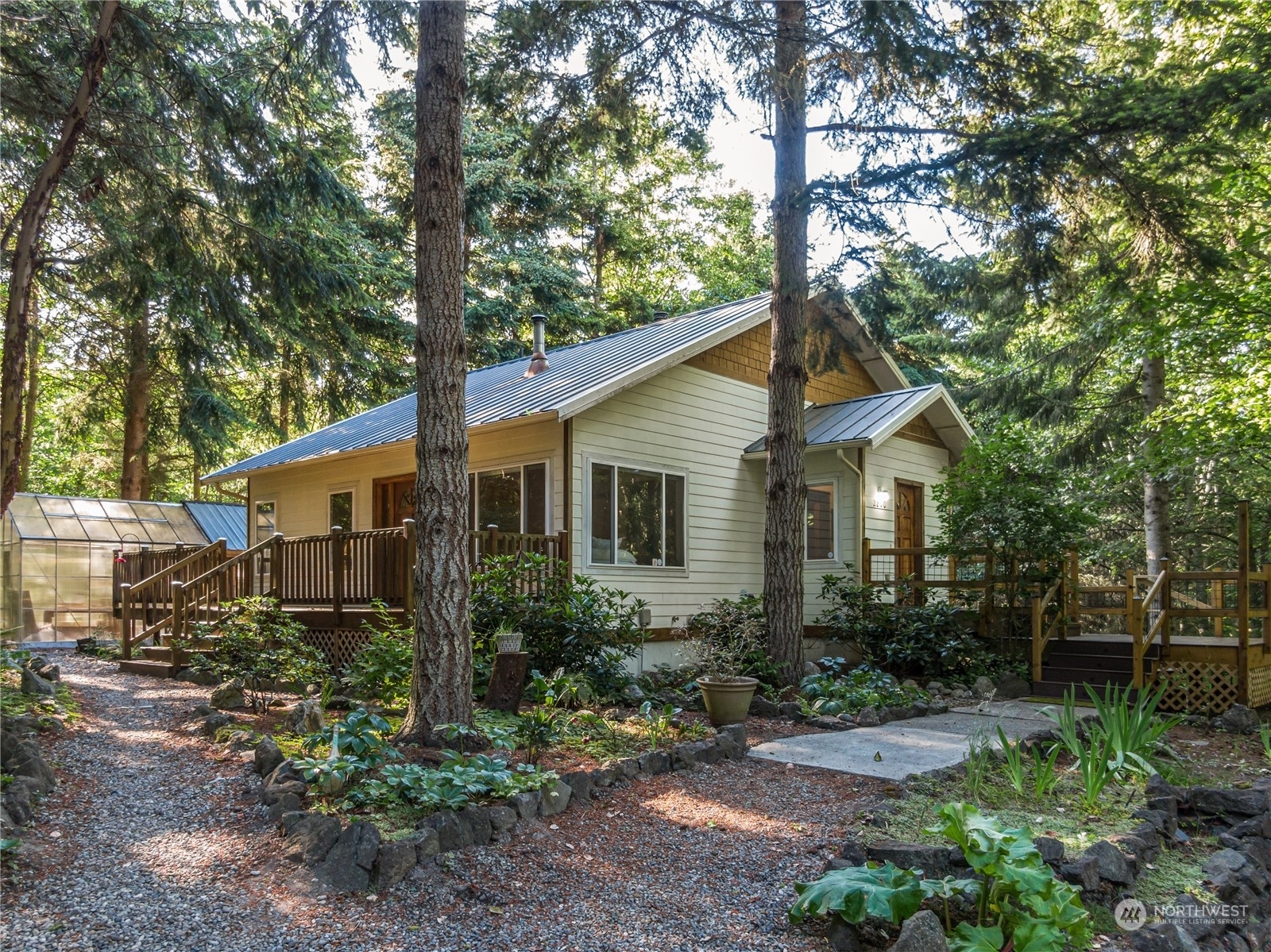 Property Photo:  2800 20th Street  WA 98368 