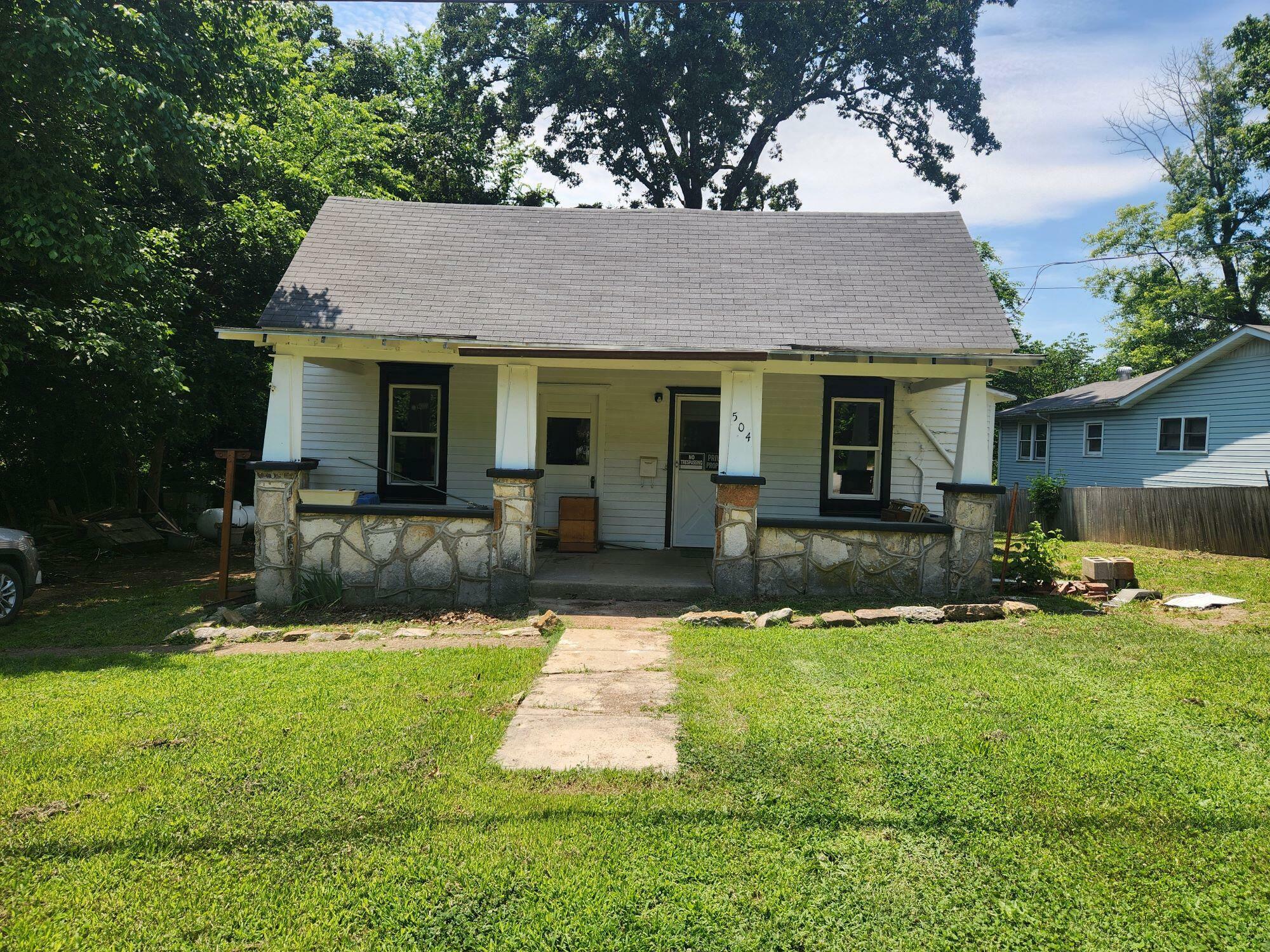 Property Photo:  504 South 7th Street  MO 65791 