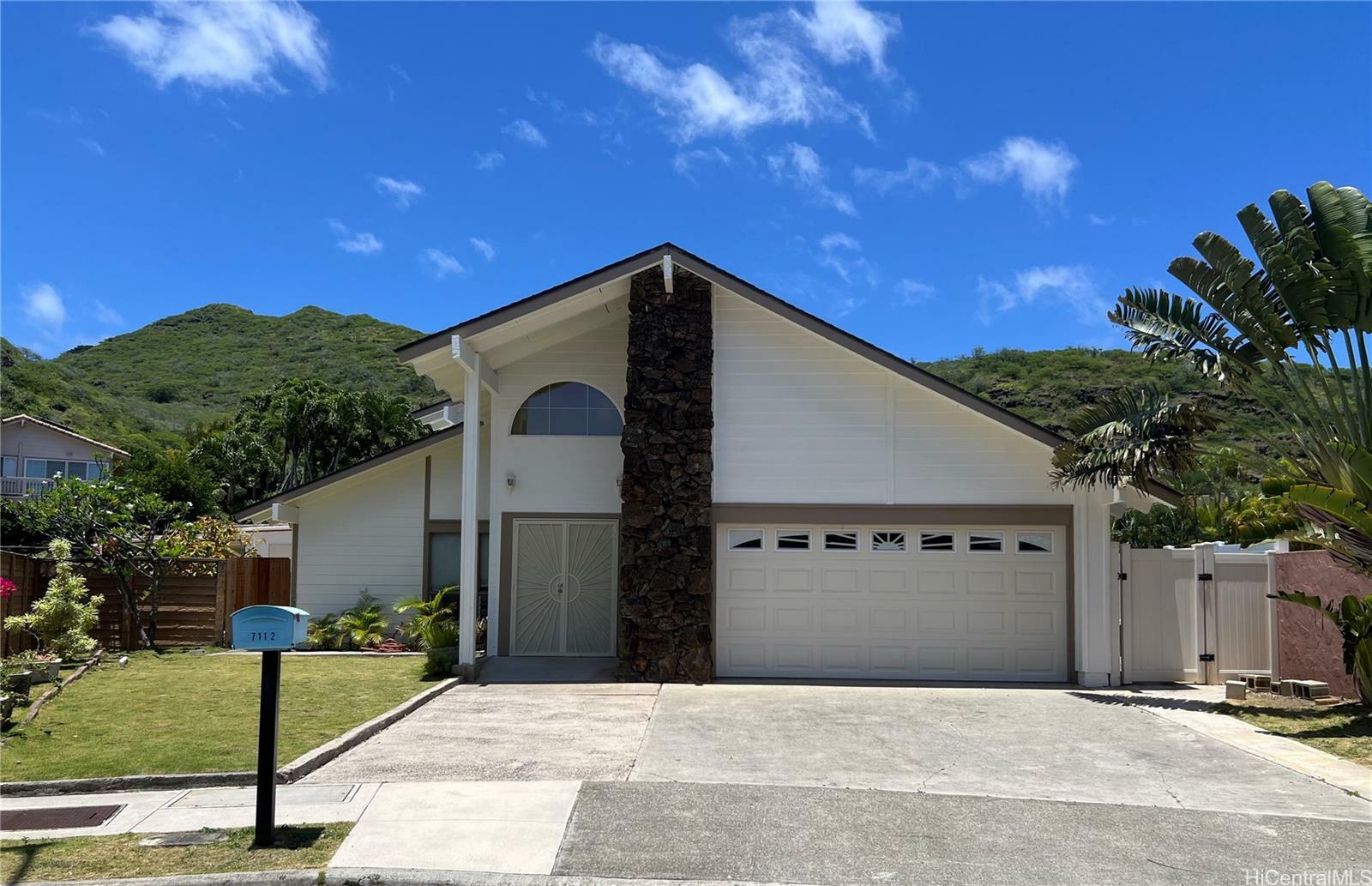 Property Photo: 7112 Naakea Street HI 96825