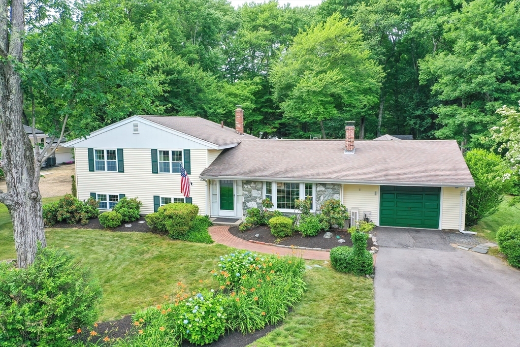 Property Photo:  15 Bayberry Lane  MA 01701 