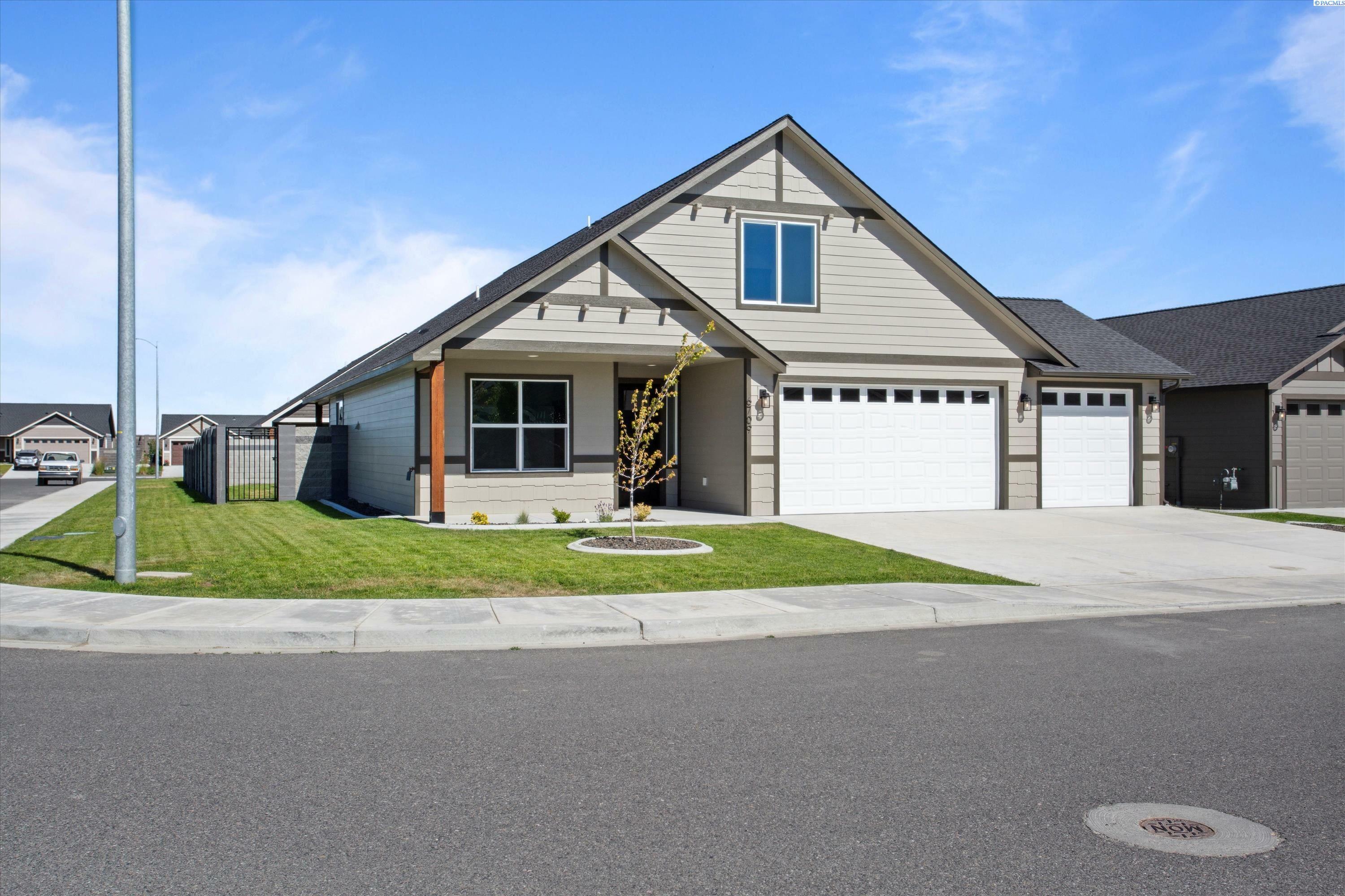 Property Photo:  6709 Sockeye Lane  WA 99301 