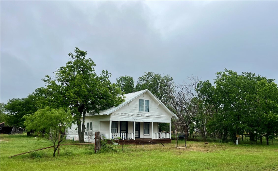 8810 W Schlee Street  Priddy TX 76870 photo