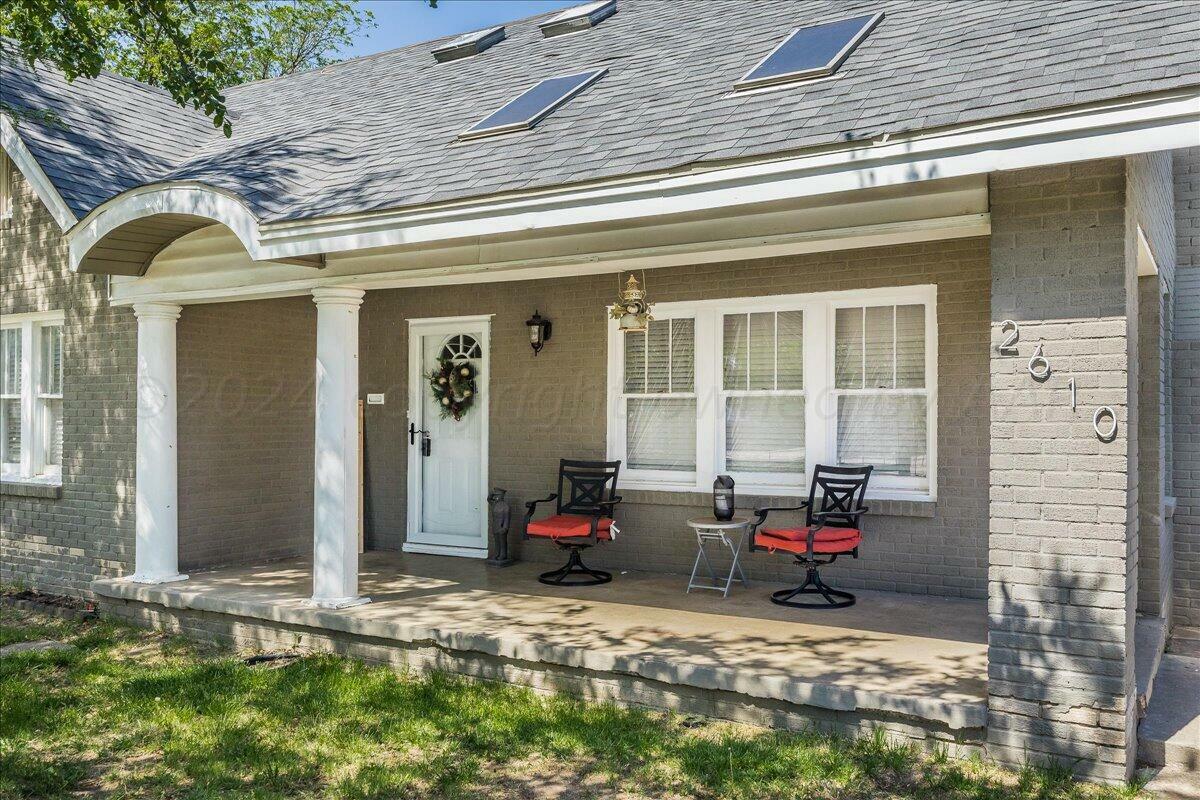 Property Photo:  2610 S Washington Street  TX 79109 