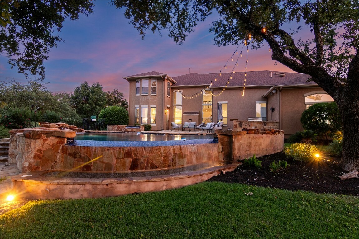 Property Photo:  116 Whitley Drive  TX 78738 