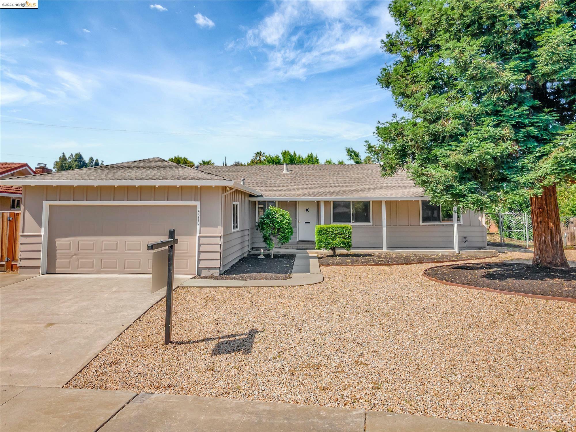 Property Photo:  4610 Regina Ln  CA 94521 