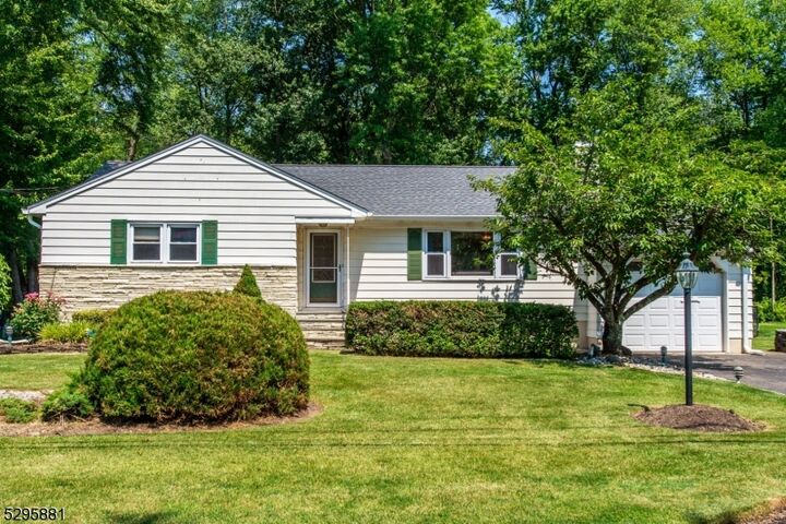 13 Matt Dr  Fairfield Twp. NJ 07004 photo