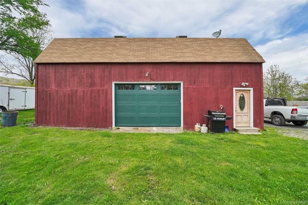 Property Photo:  818 Winterton Road  NY 12721 