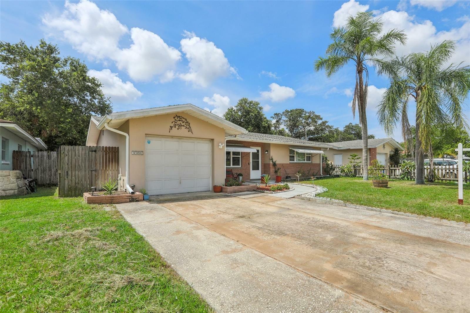 Property Photo: 3302 Keene Park Drive FL 33771