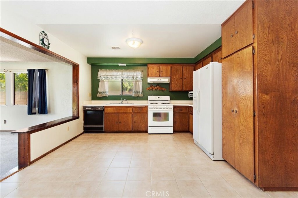 Property Photo:  9985 Amherst Avenue  CA 91763 