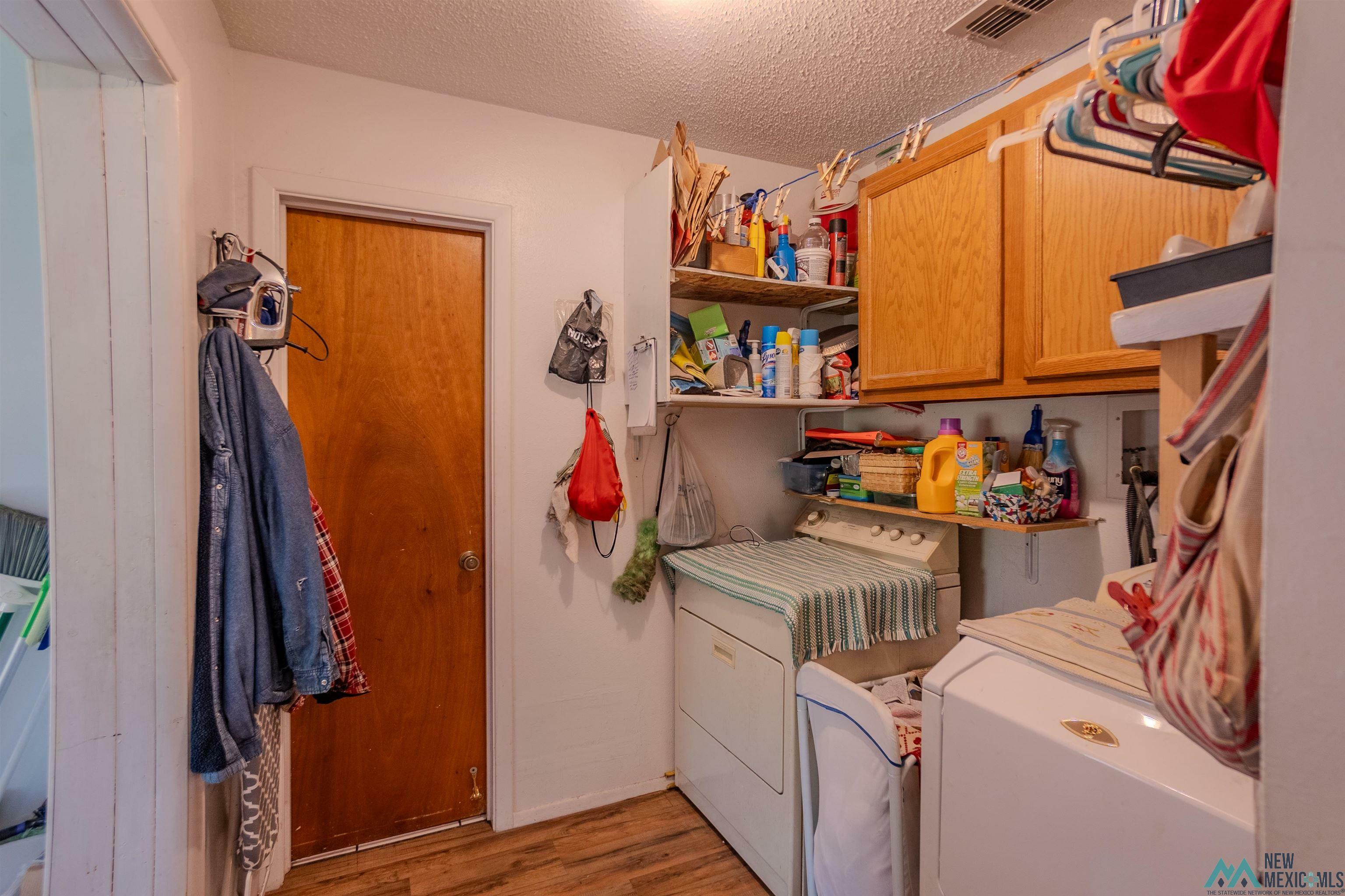 Property Photo:  1720 Laura Lane  NM 88101 