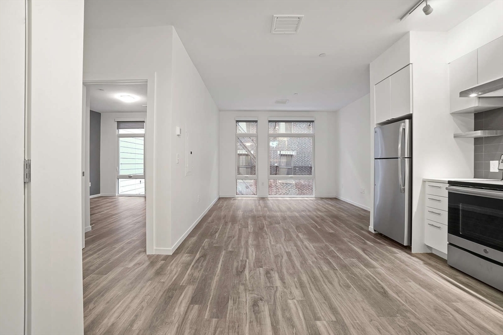 Property Photo: 839 Beacon Street 311 MA 02215