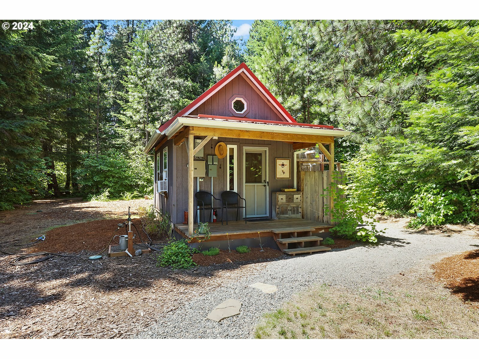 Property Photo:  8 Debo Rd  WA 98672 