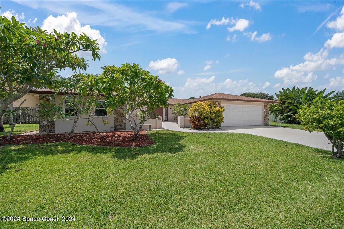 Property Photo:  141 Sand Dollar Road  FL 32903 