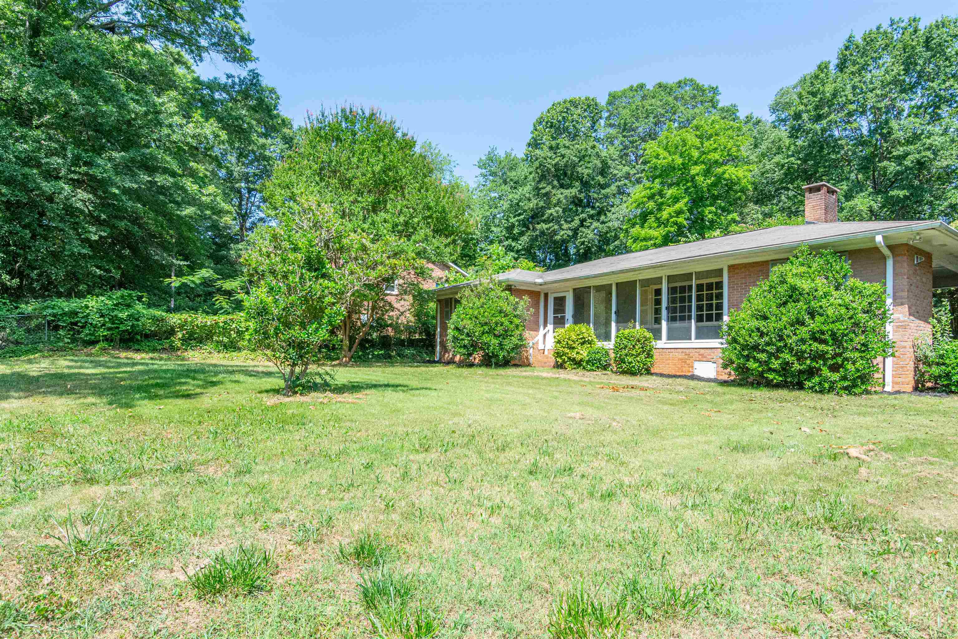 Property Photo:  104 Vanderbilt Road  SC 29301 