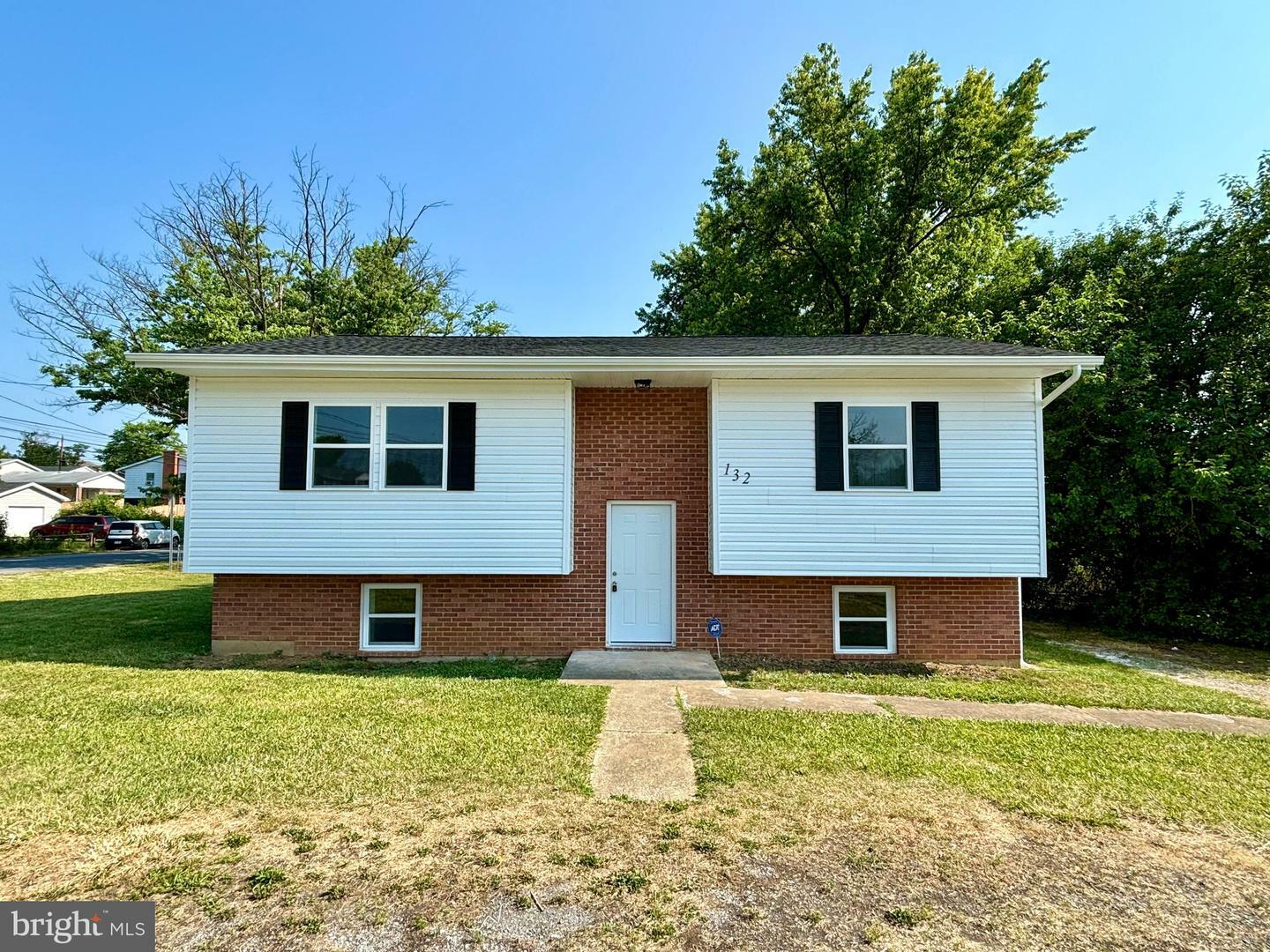 Property Photo:  318 Ambrose Drive  WV 25438 