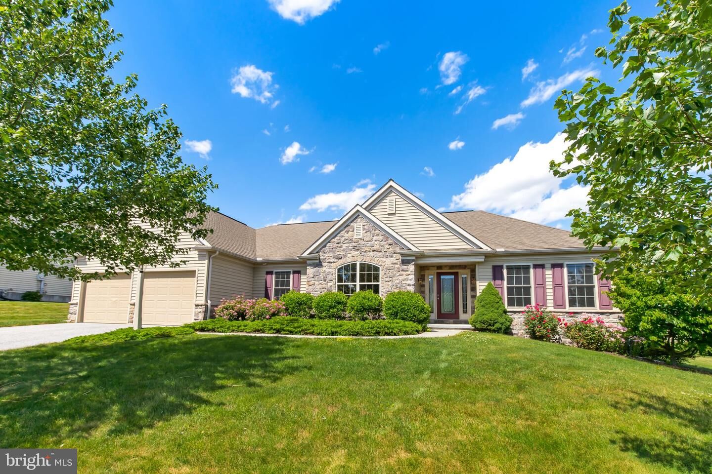 Property Photo:  173 Amsterdam Road  PA 17603 