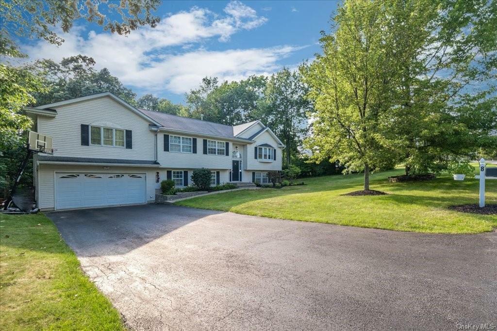 Property Photo:  8 Cambridge Road  NY 10930 