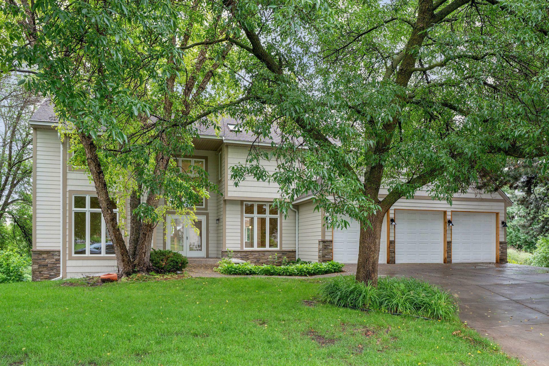 Property Photo:  7660 S Bay Drive  MN 55438 