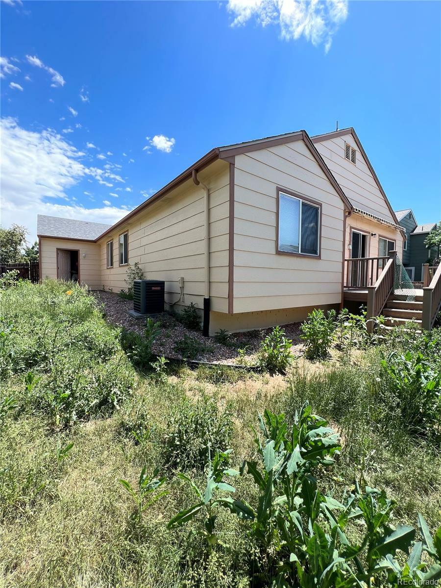 Property Photo:  2239 S Truckee Street  CO 80013 