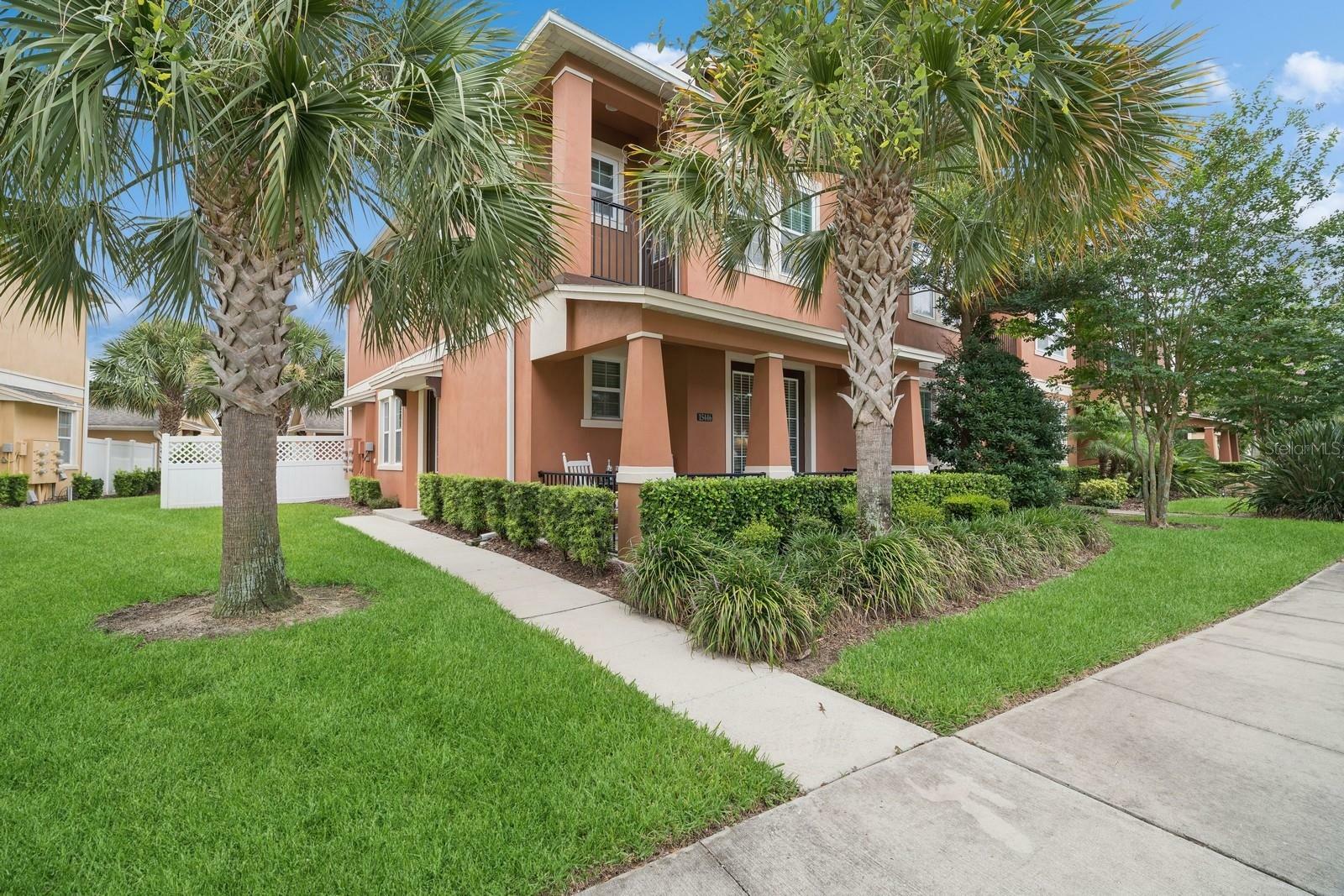 Property Photo:  15446 Honeybell Drive  FL 34787 