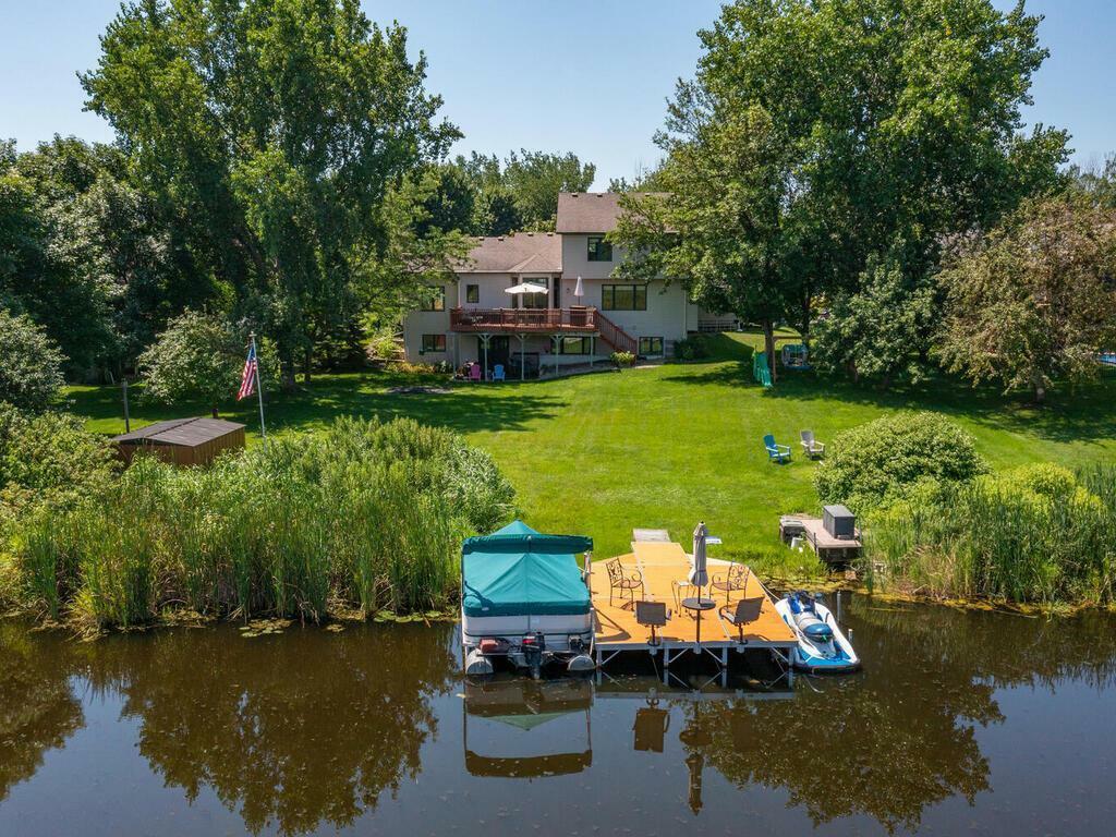 Property Photo:  315 William Lake Shore Drive  MN 55387 