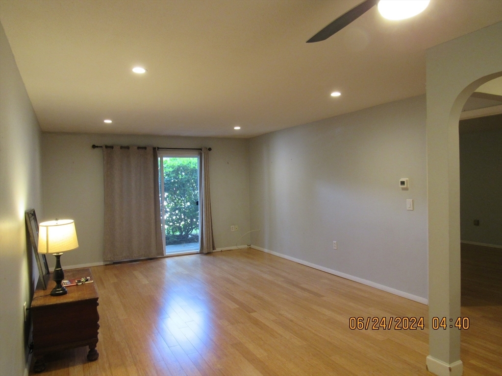 Property Photo:  8 Shadowbrook Ln 18  MA 01757 