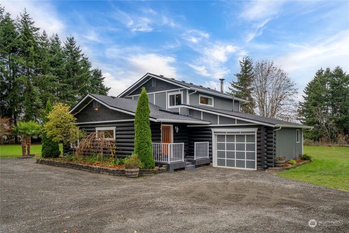 Property Photo:  10318  236th Avenue E  WA 98321 