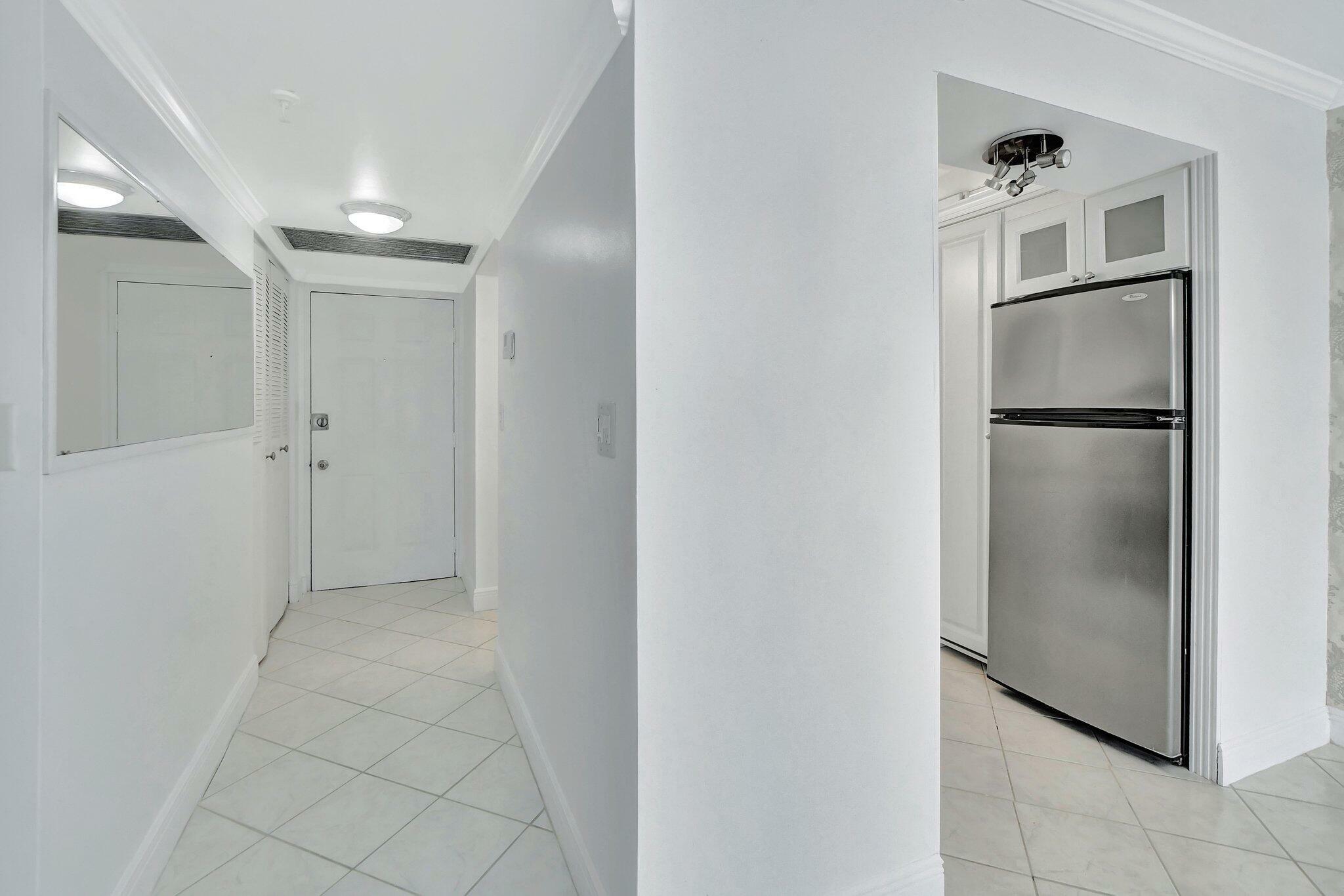 Property Photo:  9235 SW 8th Street 306  FL 33428 