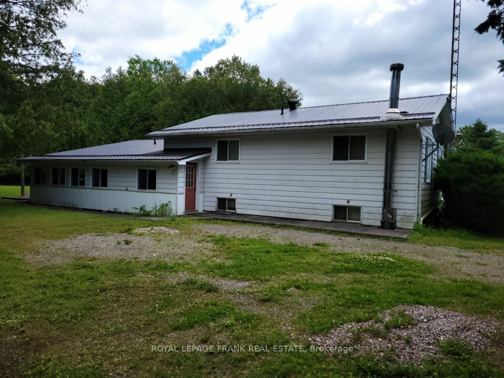 Property Photo:  973 Quin-Mo-Lac Rd  ON K0K 2K0 