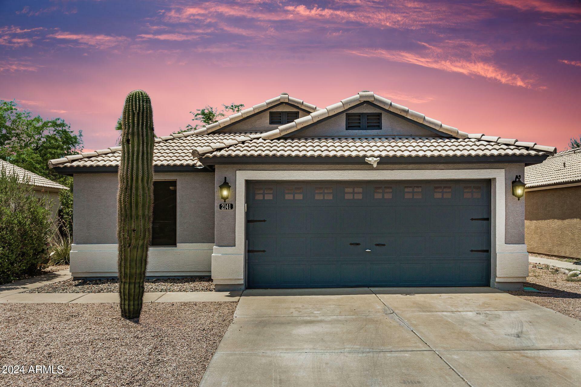 Property Photo:  2141 W Renaissance Avenue  AZ 85120 