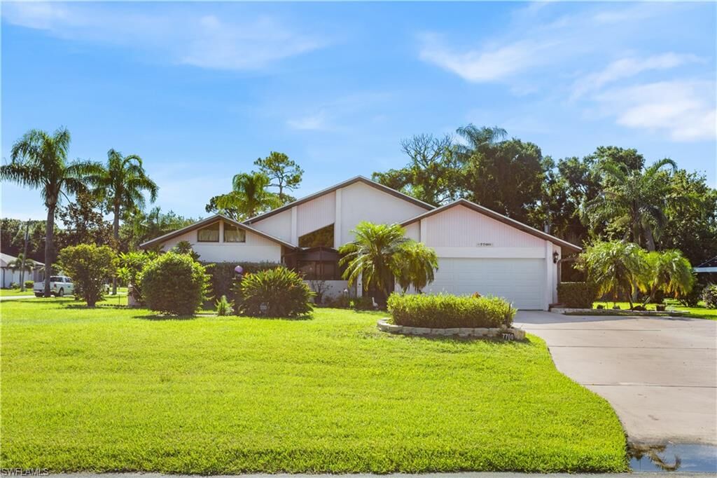 Property Photo:  7700 Deni Dr  FL 33917 
