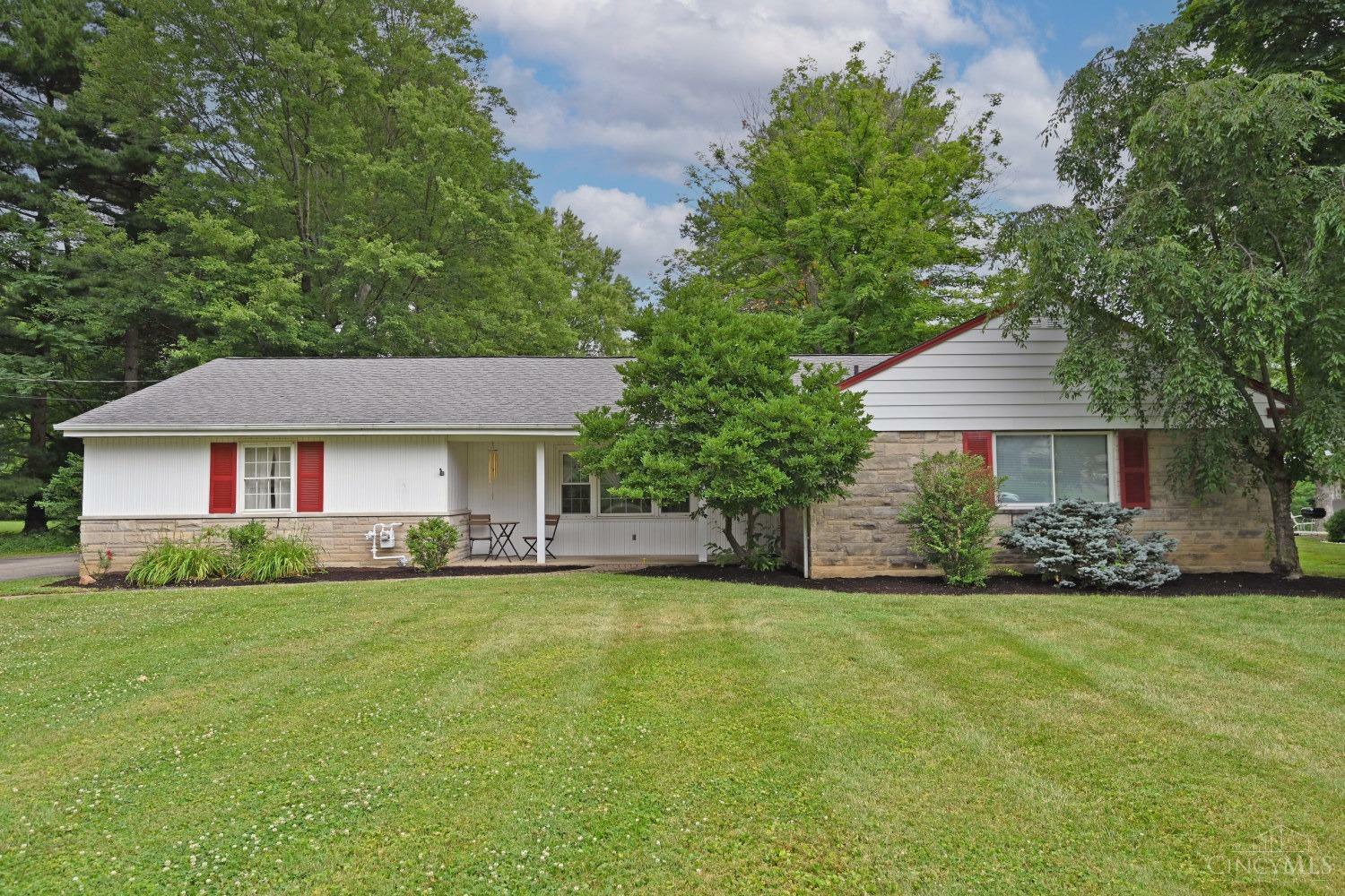Property Photo: 588 Beechtree Drive OH 45224