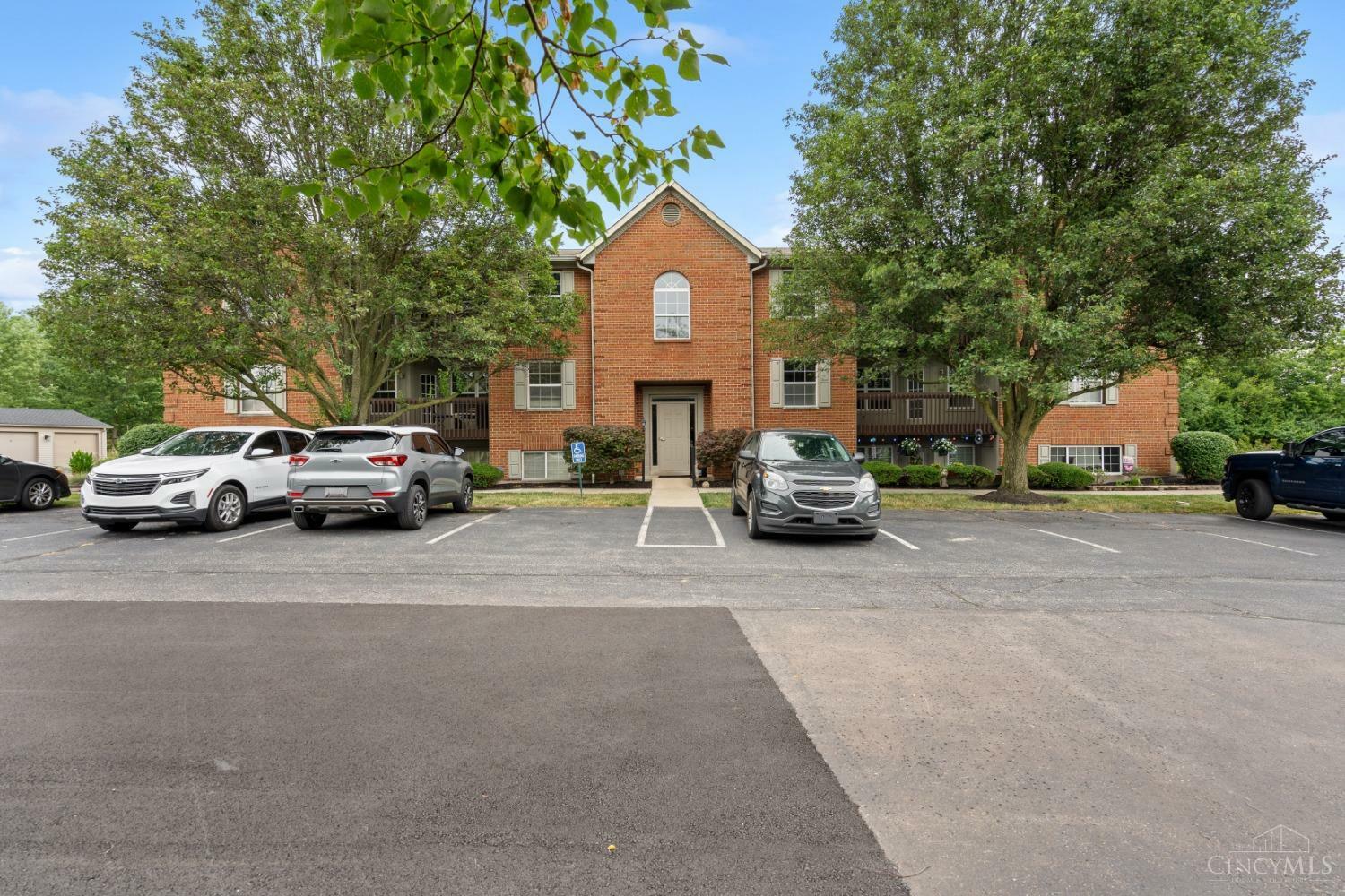 Property Photo: 6364 Chimney Court OH 45040