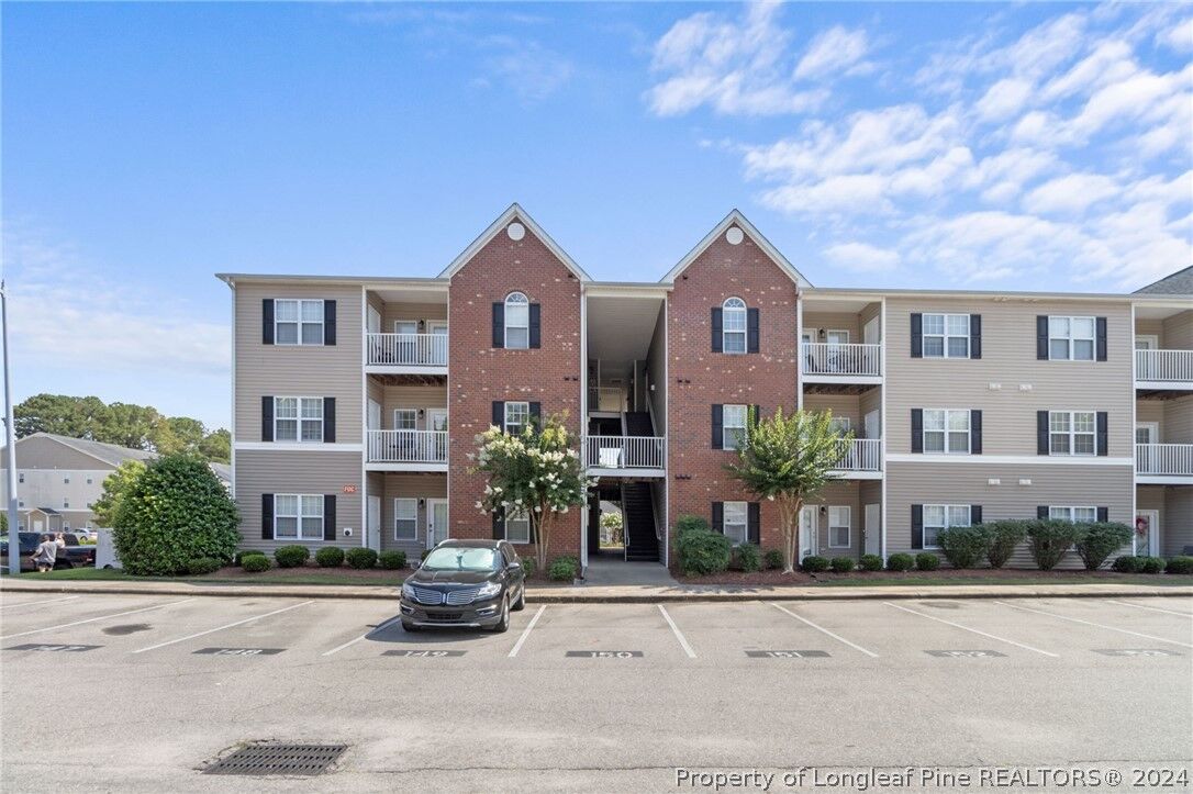 Property Photo:  616 Marshtree #304 Lane 304  NC 28314 