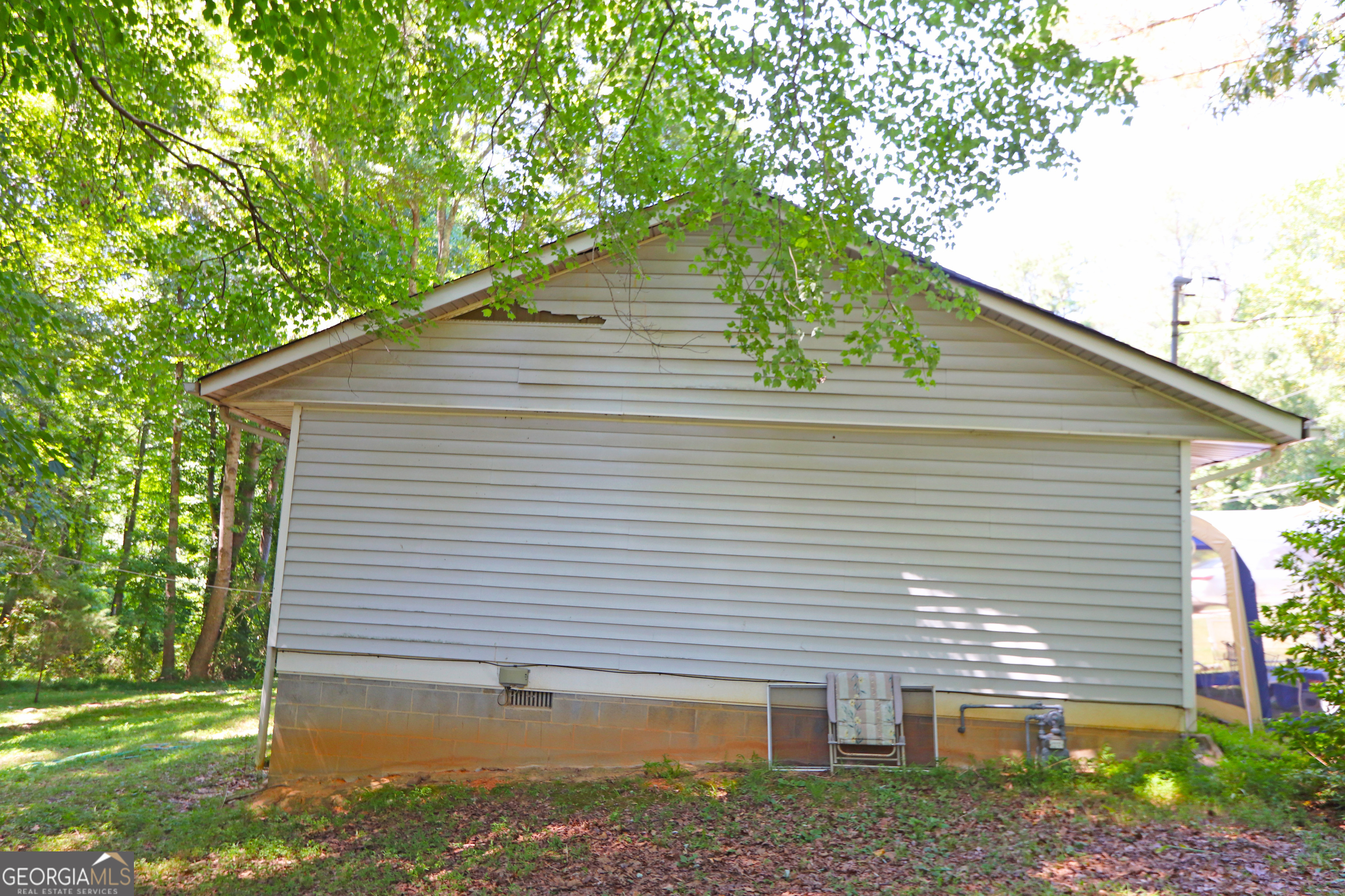 Property Photo:  41 E Eli Drive  GA 30117 