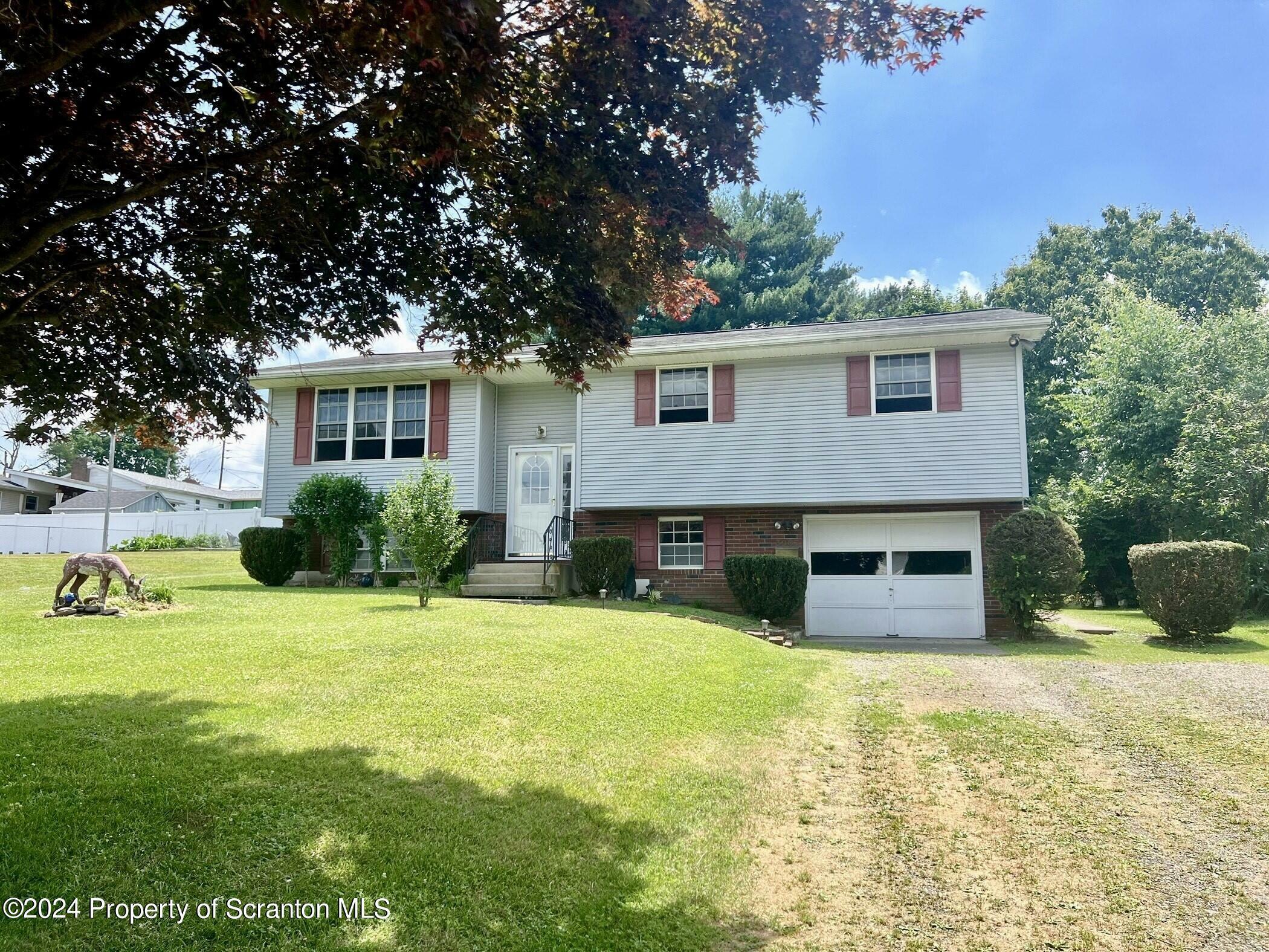 Property Photo:  3907 Wylam Avenue  PA 18507 