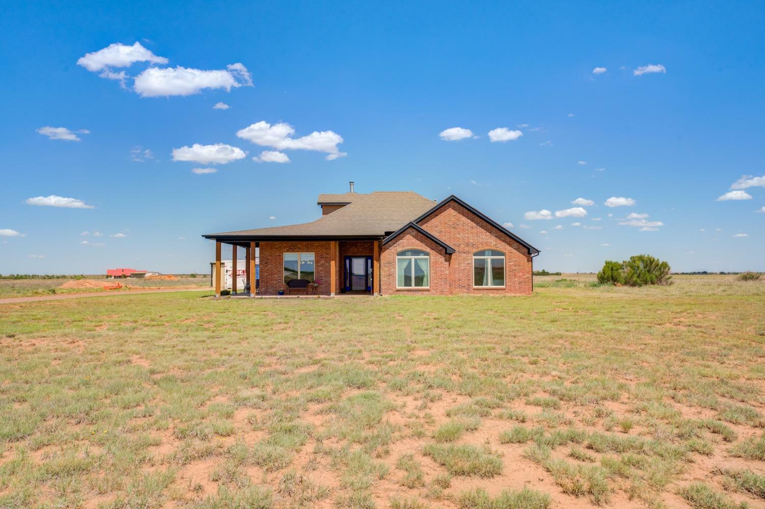 Property Photo:  13924 N County Road 1400  TX 79363 