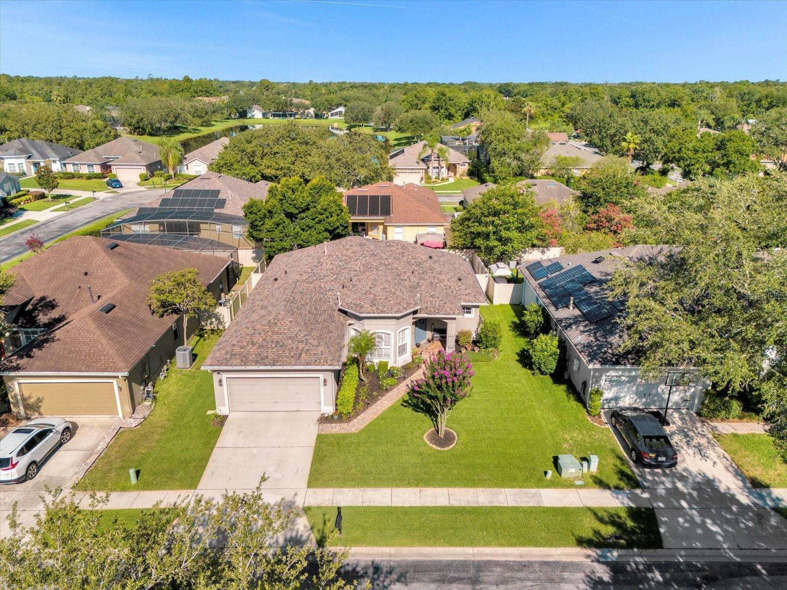 Property Photo: 5557 Crepe Myrtle Circle FL 32765