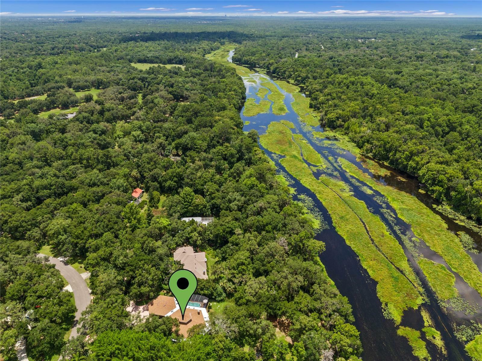 Property Photo: 120 River Oaks Circle FL 32771