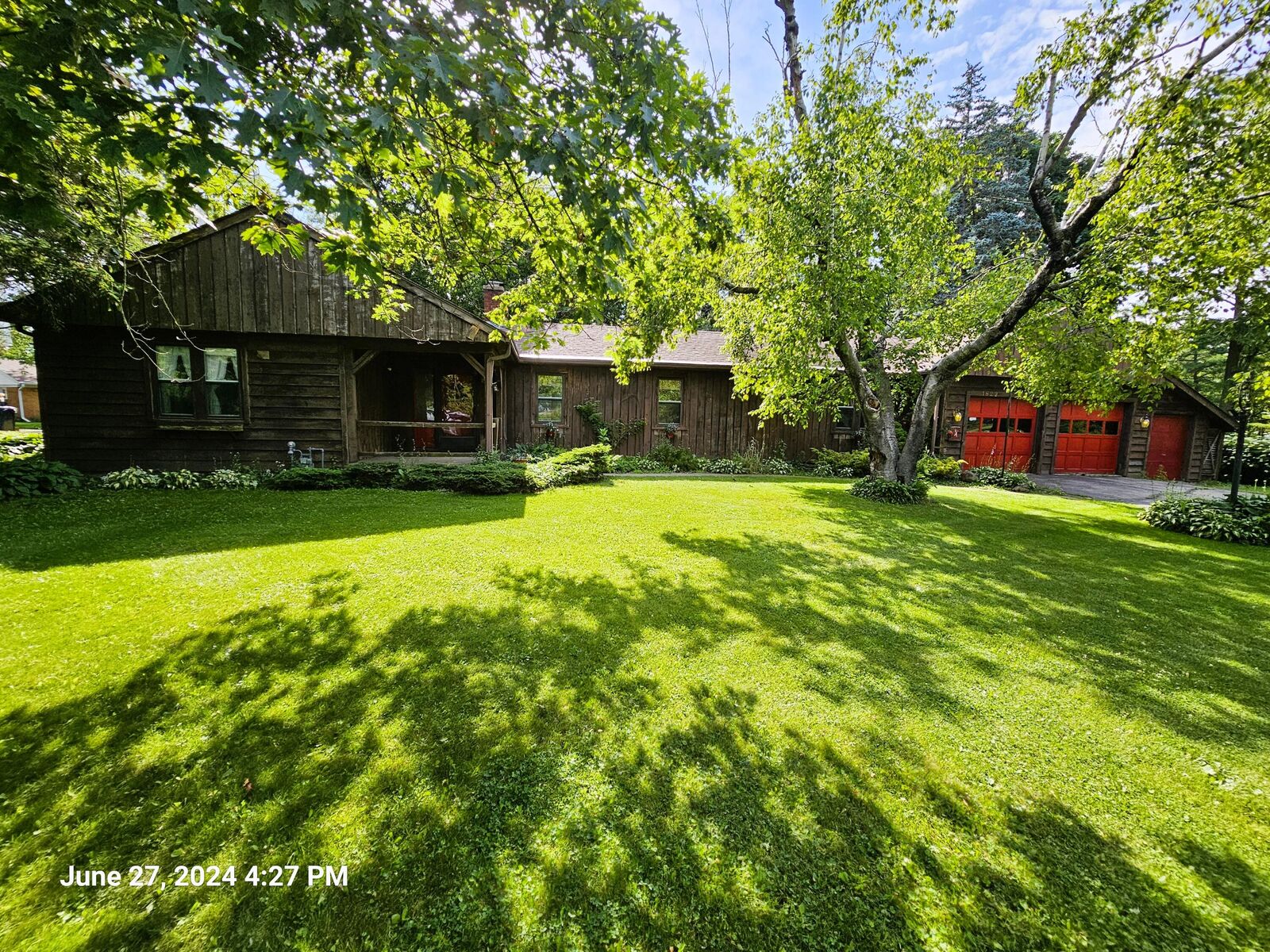 Property Photo:  1822 Grandview Ave  WI 53406 