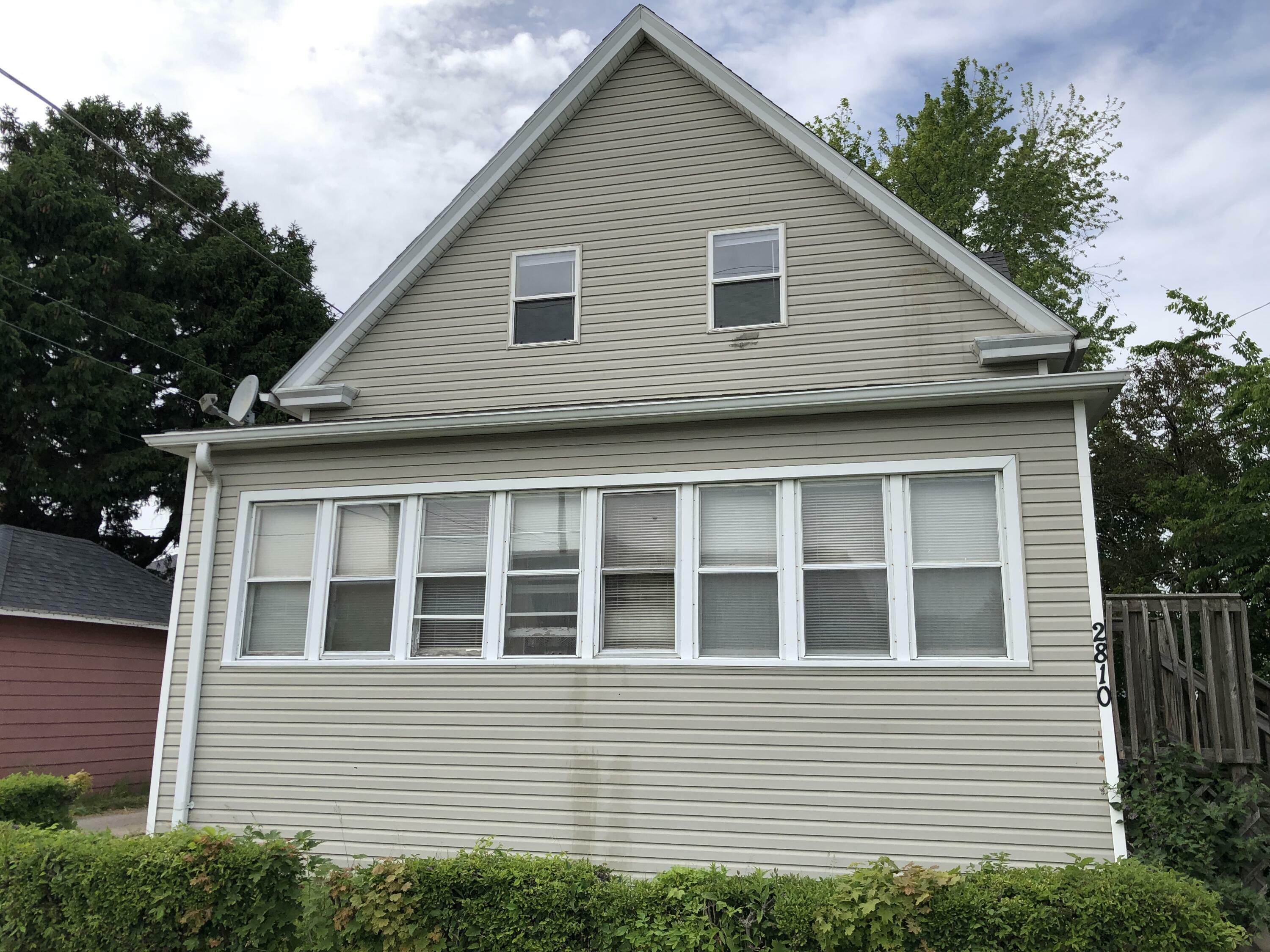 Property Photo:  2810 17th St  WI 53405 