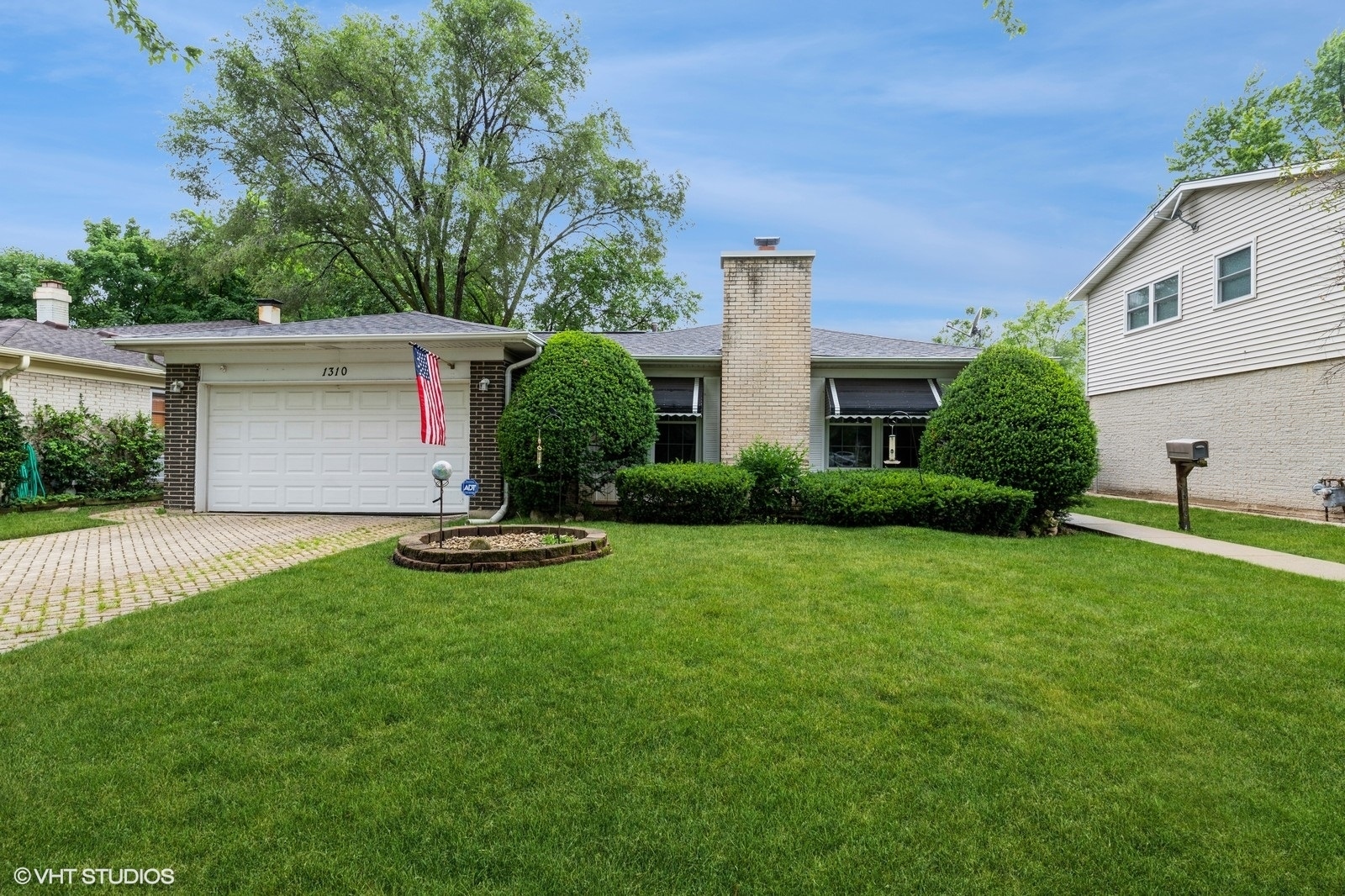 Property Photo: 1310 S Tamarack Drive IL 60056