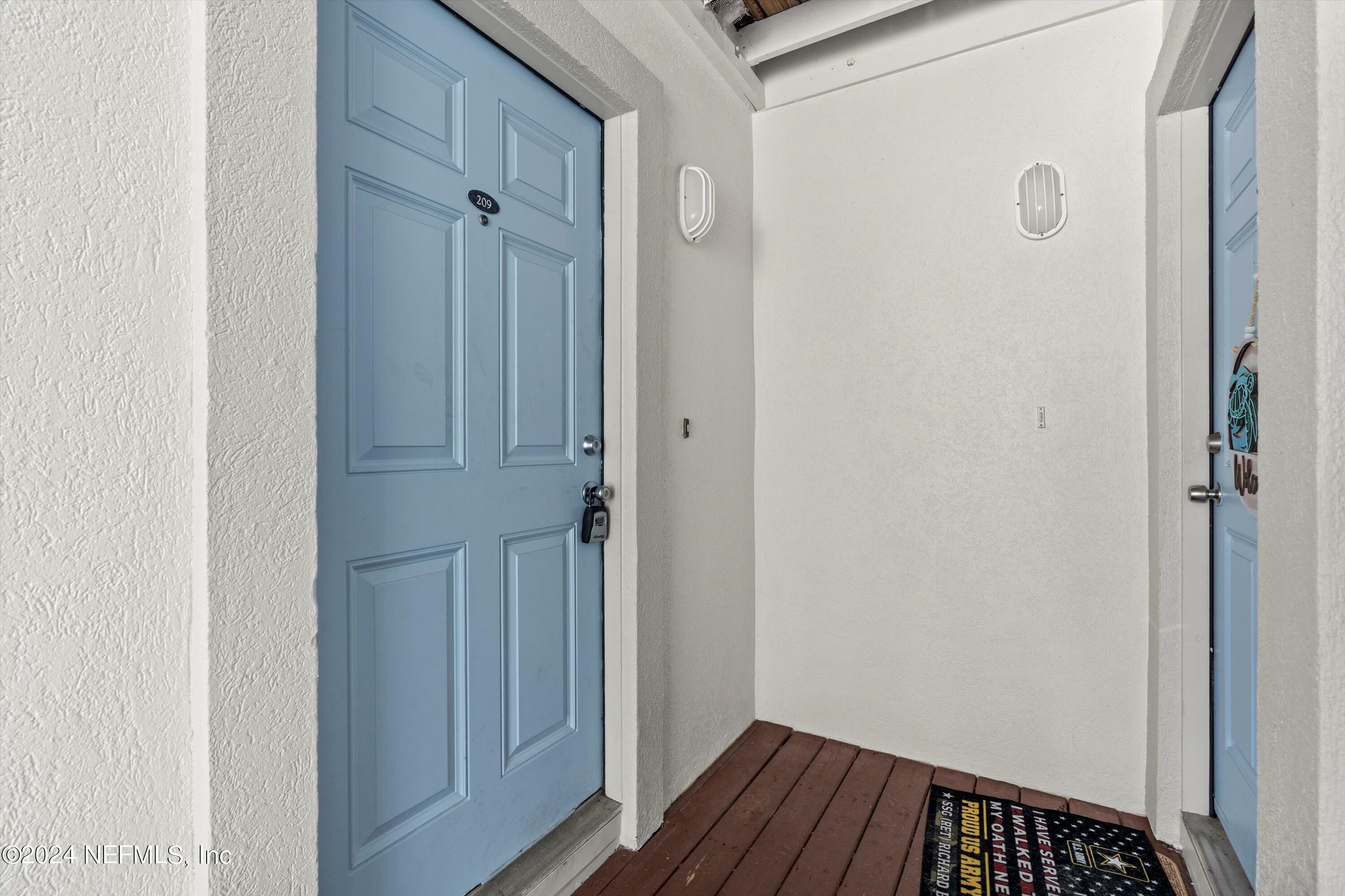 Property Photo:  1412 1st Street N 209  FL 32250 