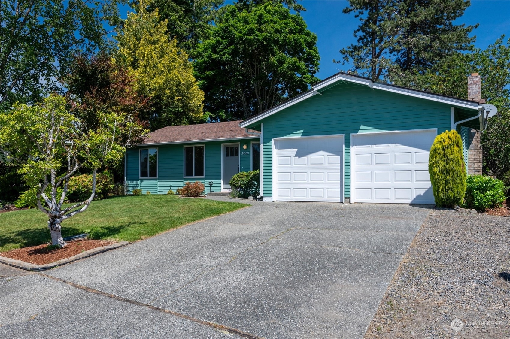 Property Photo:  2651 E Crestline Drive  WA 98226 