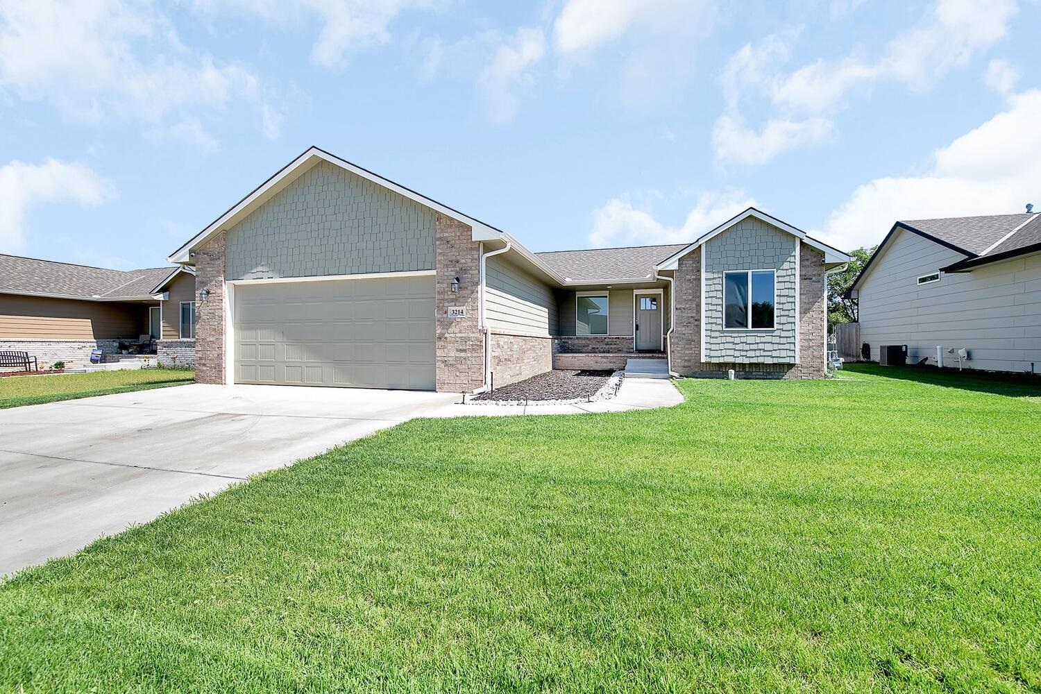 Property Photo:  3214 E Shoffner St  KS 67216 